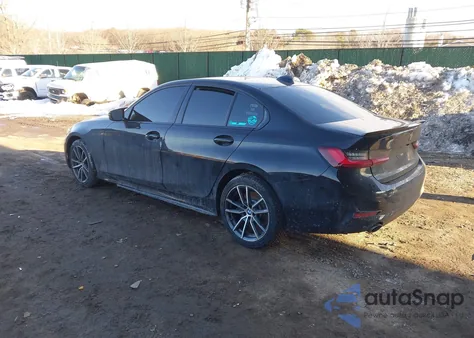 2022 BMW 330I z USA, uszkodzony, nr VIN 3MW5R1J0XN8C69472